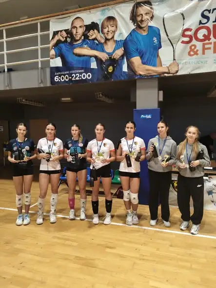 Siatkarki Olimpii Jawor z brązem w Jeleniej Górze