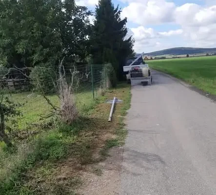 Nowe oznakowanie w Gminie Paszowice – prace trwają