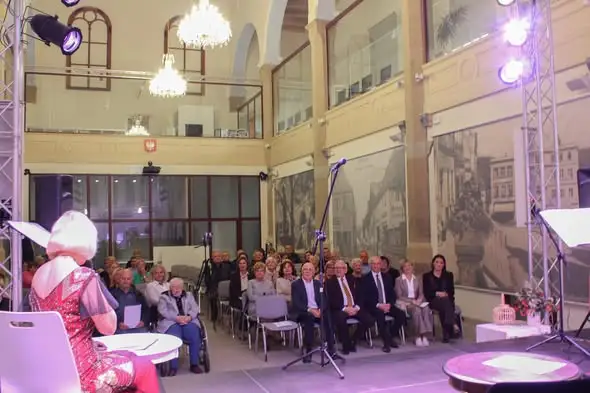 Tango, śpiew i spontaniczna zabawa – koncert w Bolkowie zachwycił publiczność